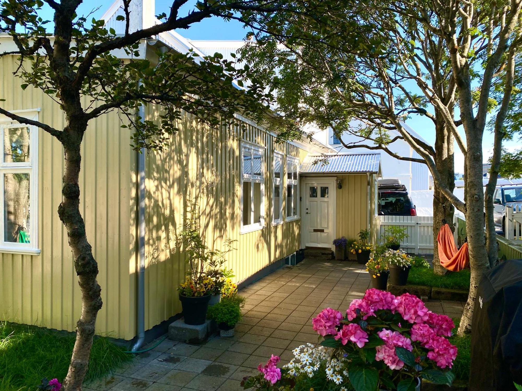 Historic Villa In Downtown Reykjavík Kültér fotó